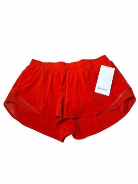 NWT Lululemon Hotty Hot Short *LR 2.5” (Cherry Ember) Size 12